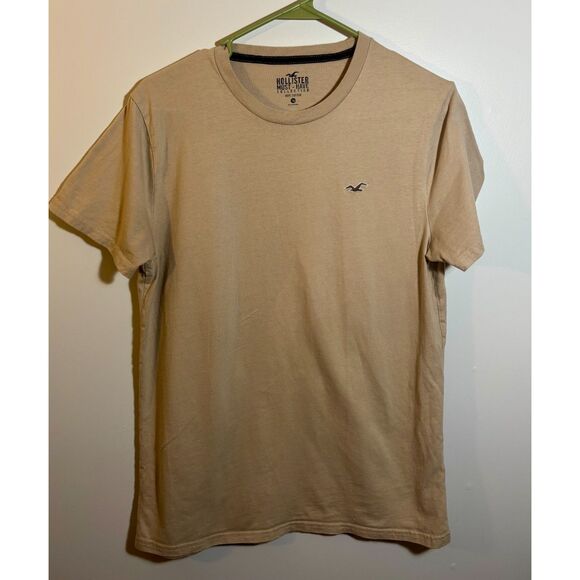 Hollister Must‑Have Collection Men’s Medium Tan Crew T‑Shirt 100% Cotton Logo - Picture 1 of 4
